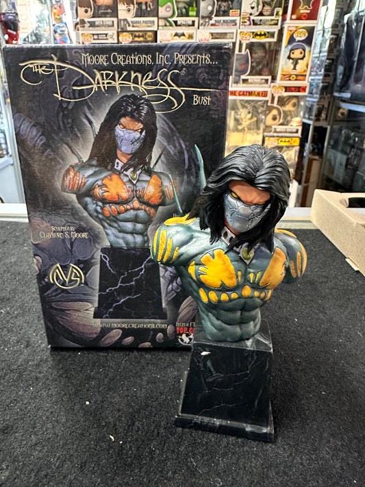 THE DARKNESS BUST LIMITED 1553/3000 Captain Comics and Collectables Pty Ltd