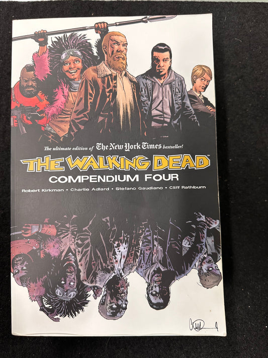THE WALKING DEAD COMPENDIUM FOUR