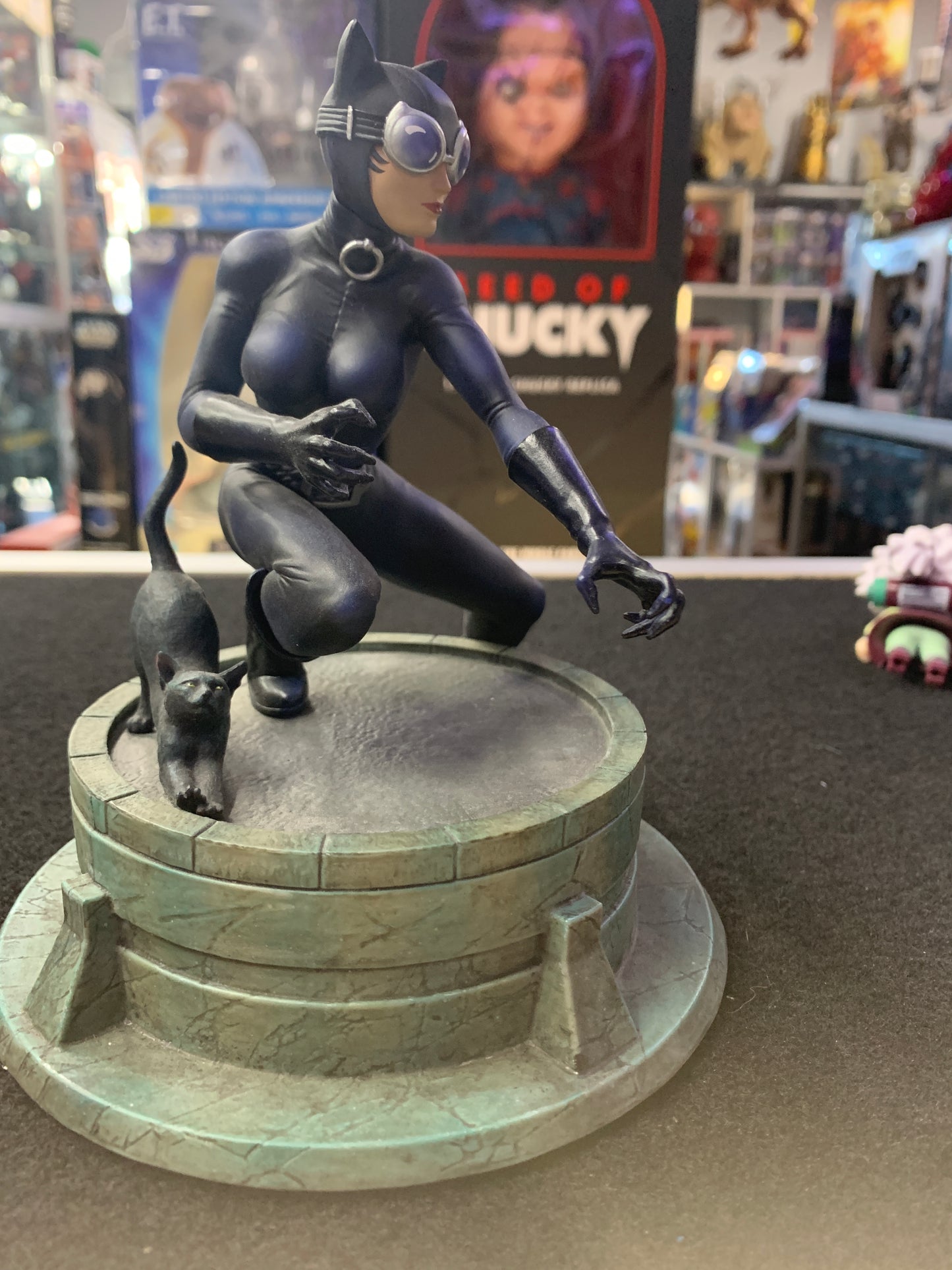 Cat woman by Jim Lee statue