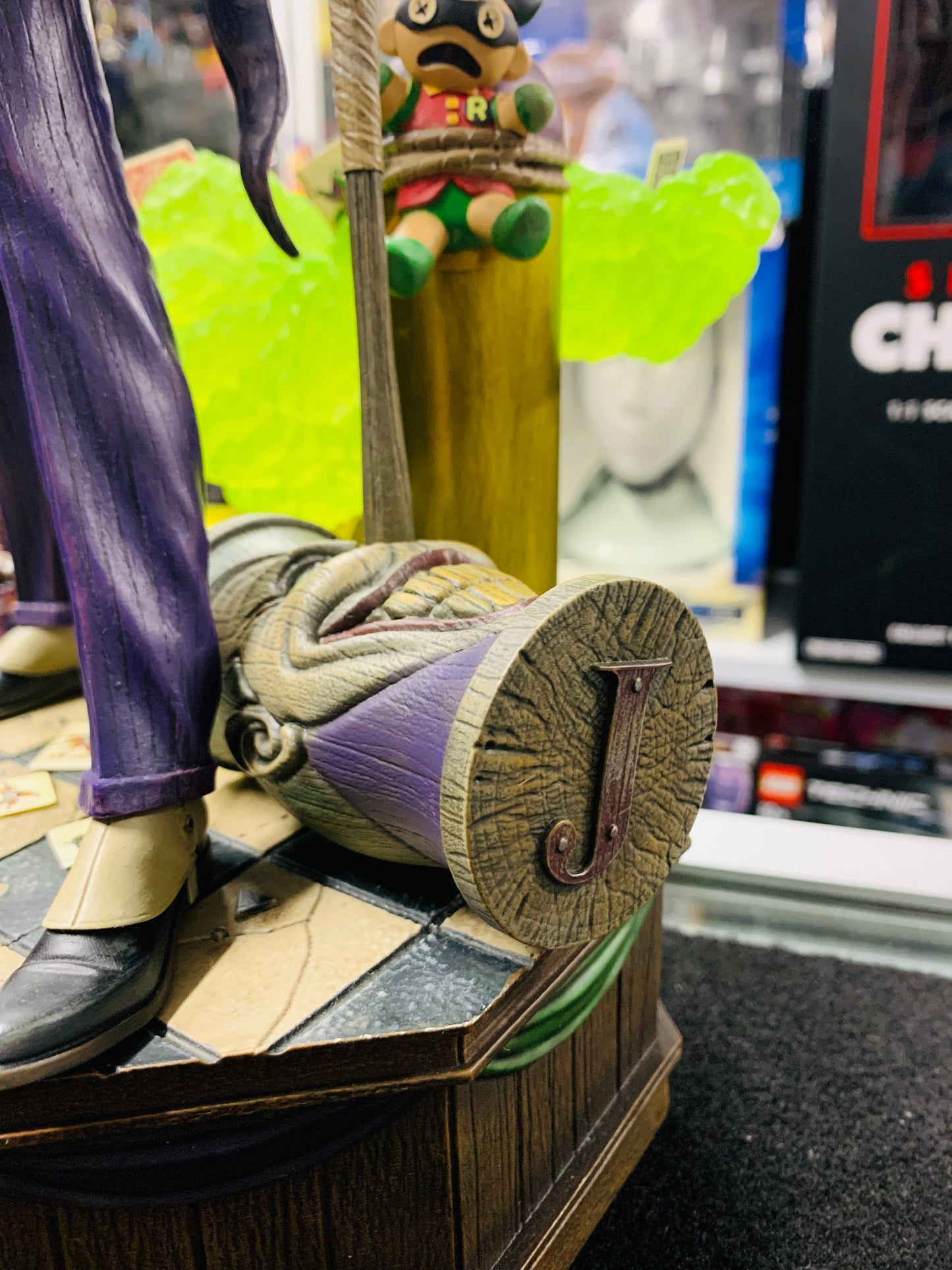 The joker tweeterhead porcelain cold cast no box