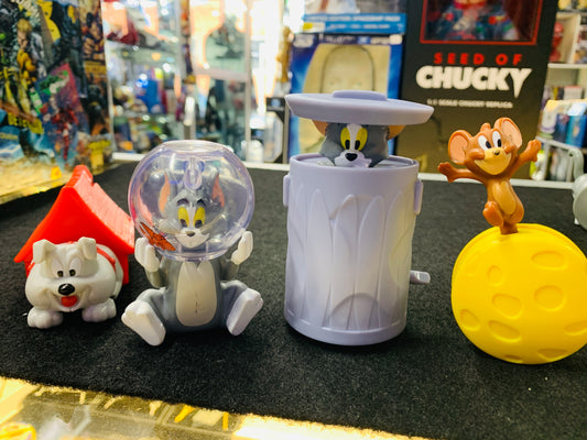 Tom and Jerry figurines set of 4 great memories
