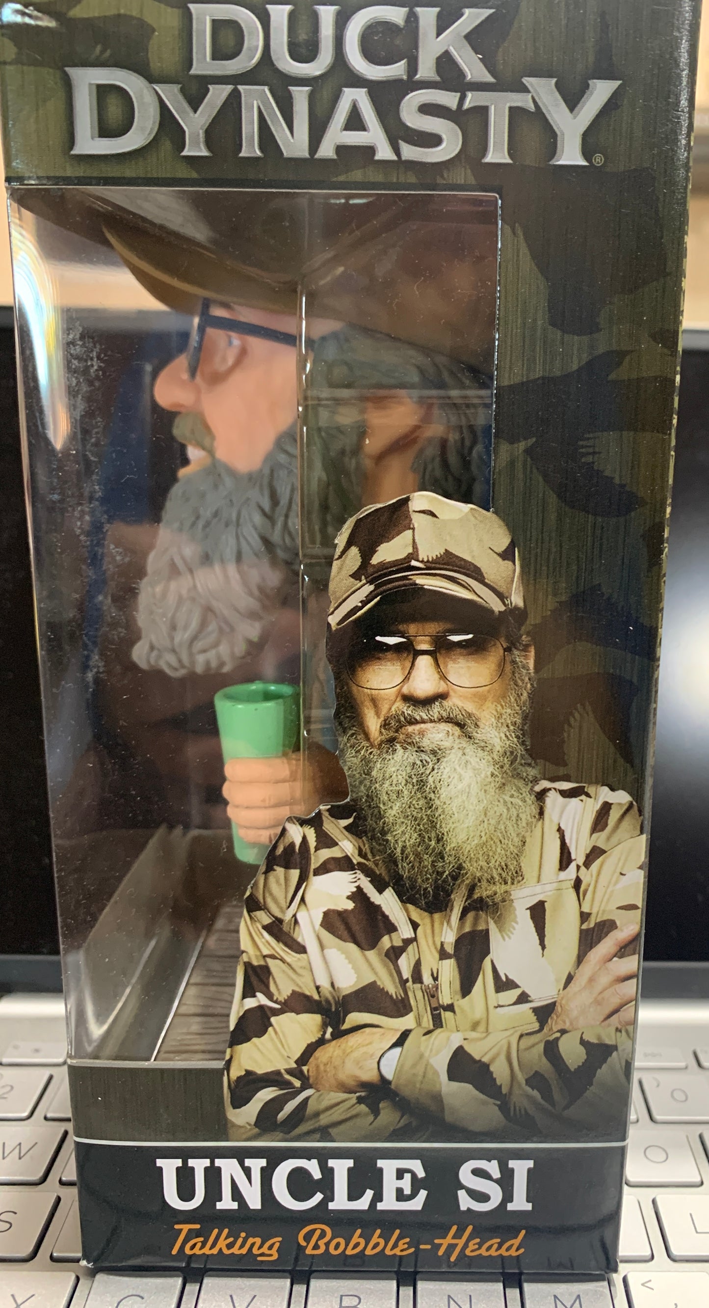 Wacky wobbler talking bobble head duck dynasty uncle SI