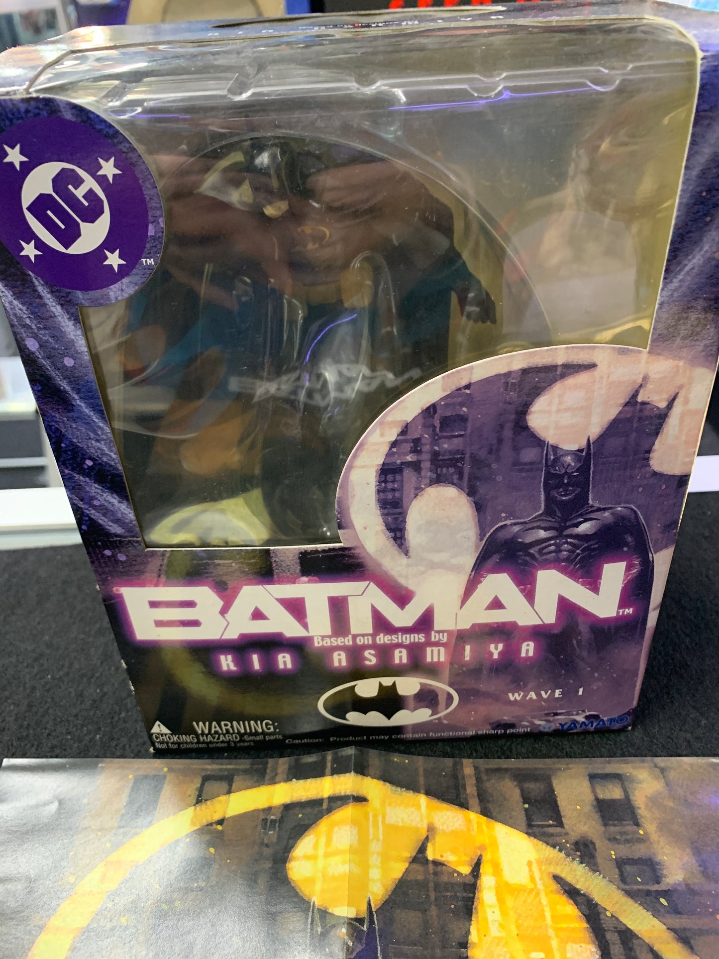 Batman based on the design by Kia Asamiya