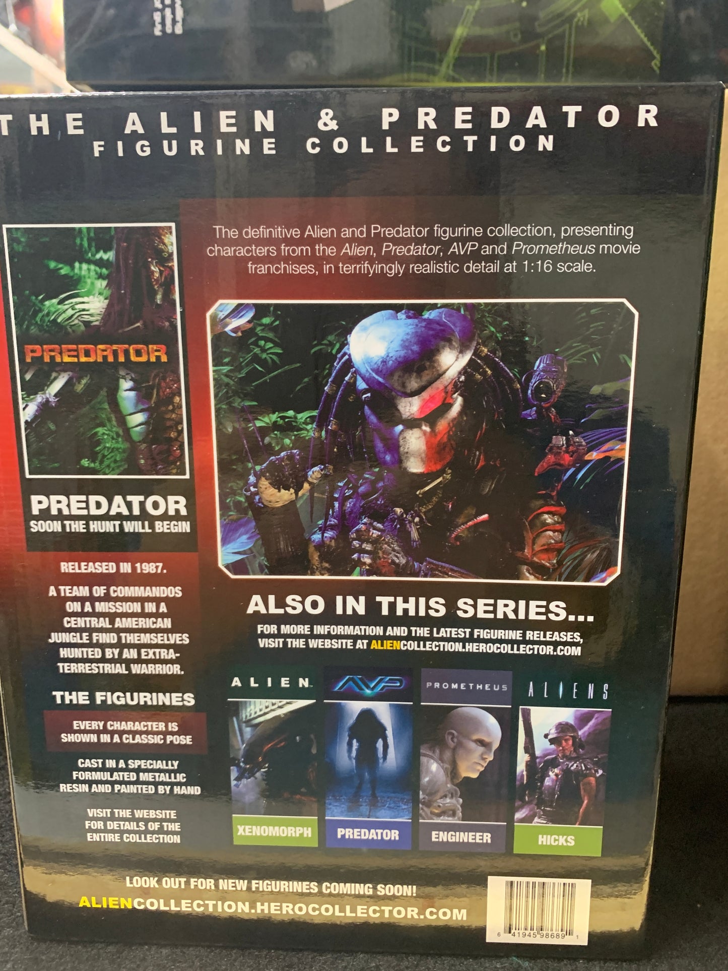 Predator Cloaked predator hero collection