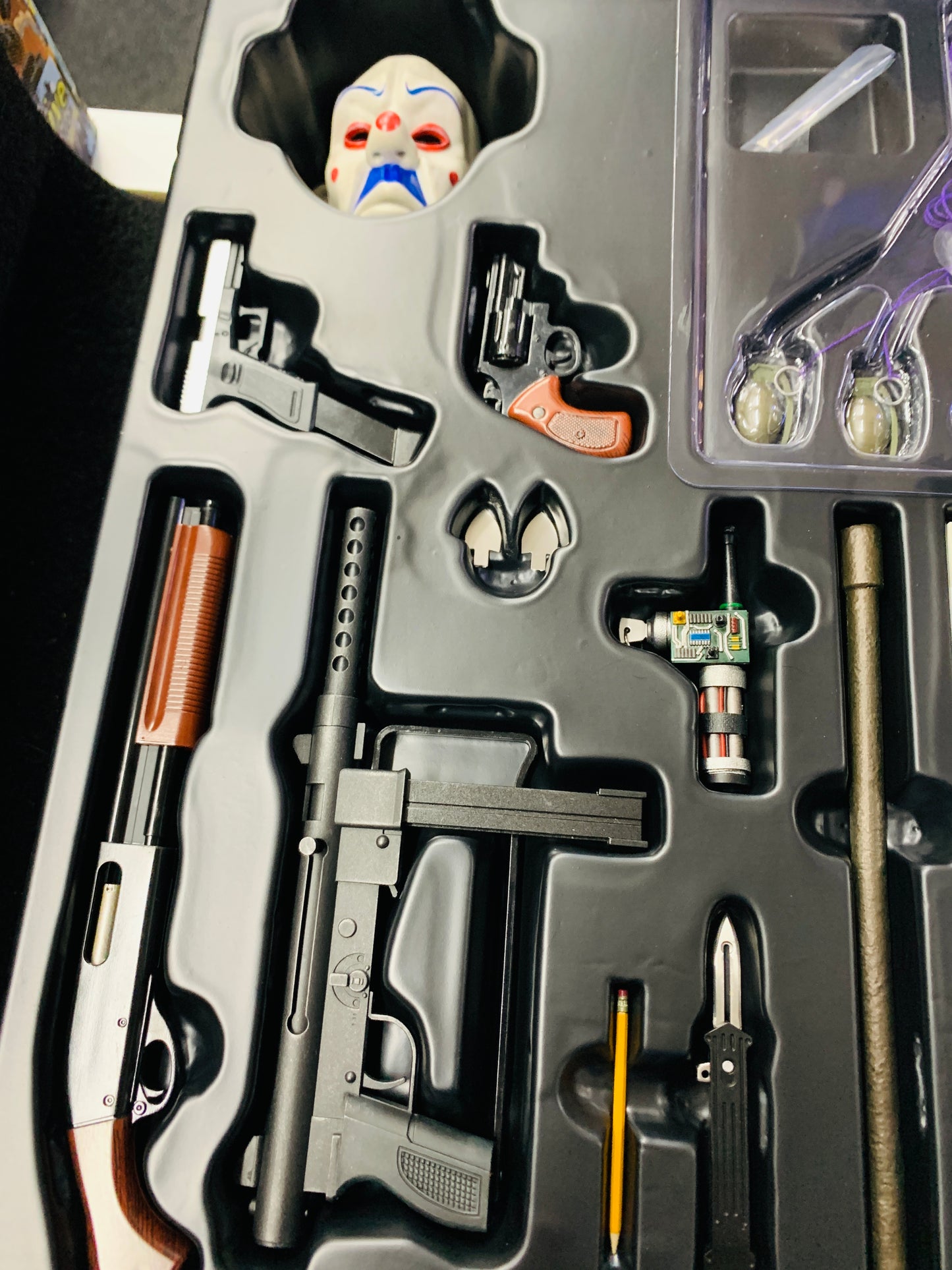 The Dark Knight The Joker QS010 1/4 scale Hottoys