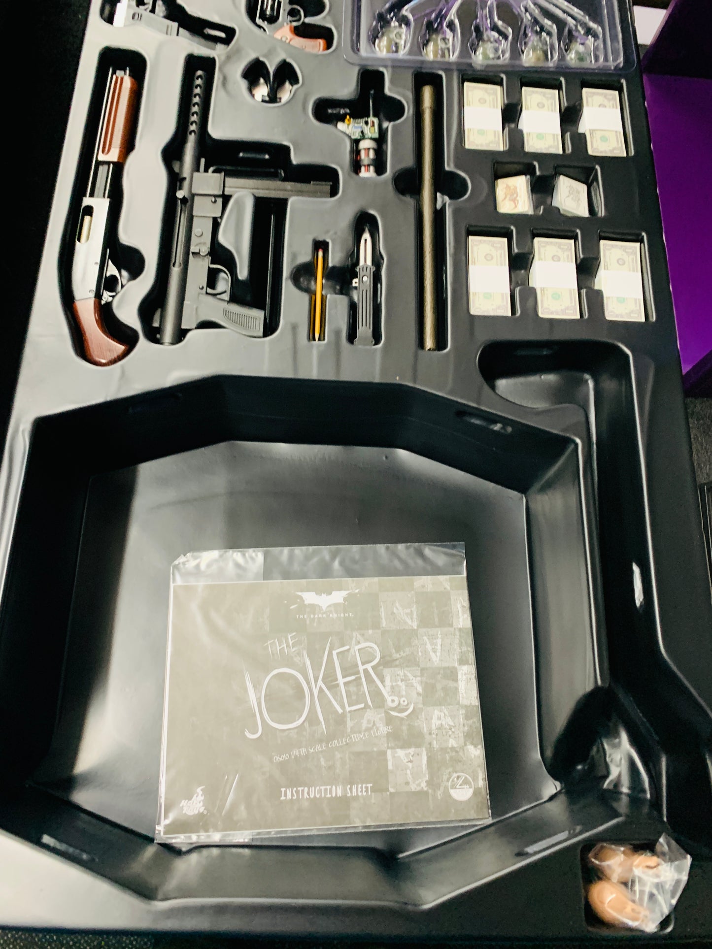 The Dark Knight The Joker QS010 1/4 scale Hottoys