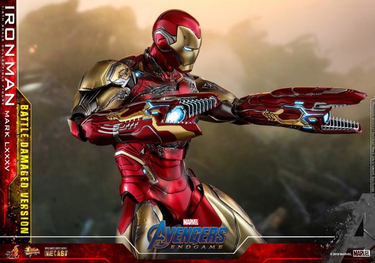Hot Toys Avengers Endgame Battle Damaged Iron Man MMS543 D33 1/6 Scale Figure