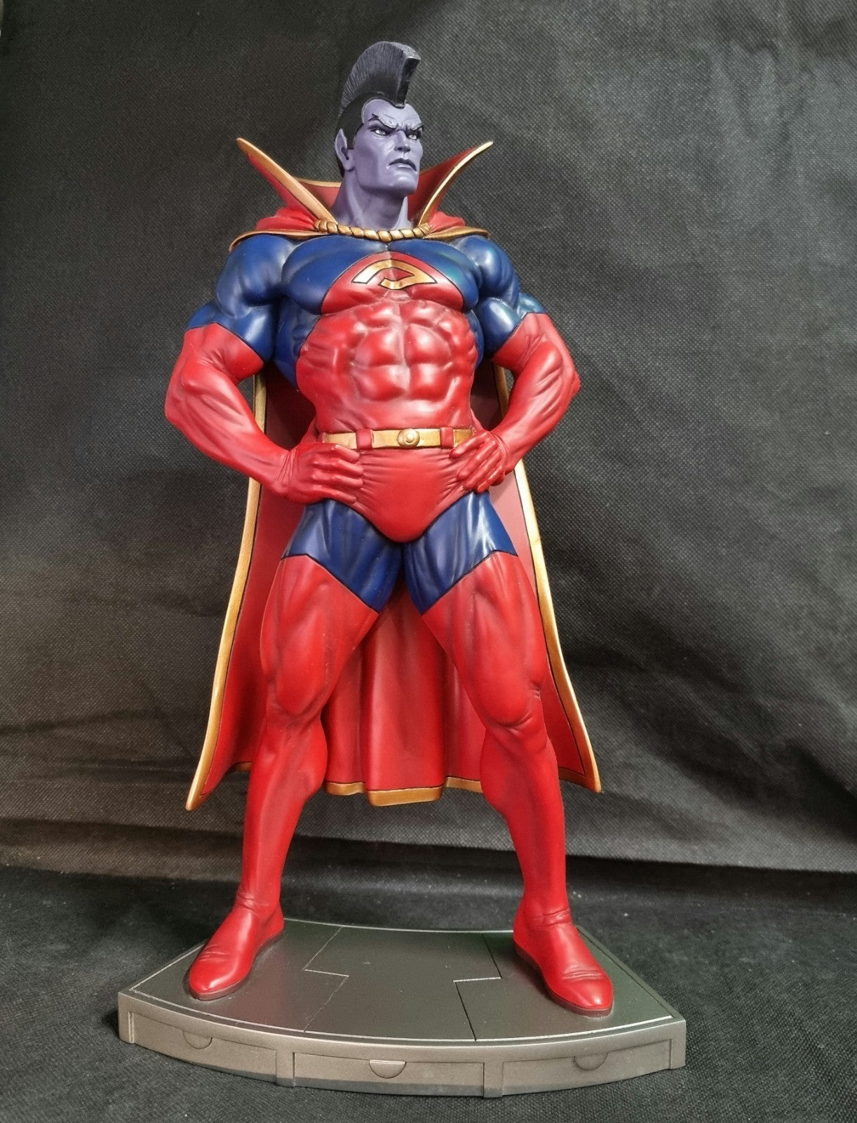 HARD HERO MARVEL GLADIATOR STATUE - Limited Edition Artist Proof #122/500