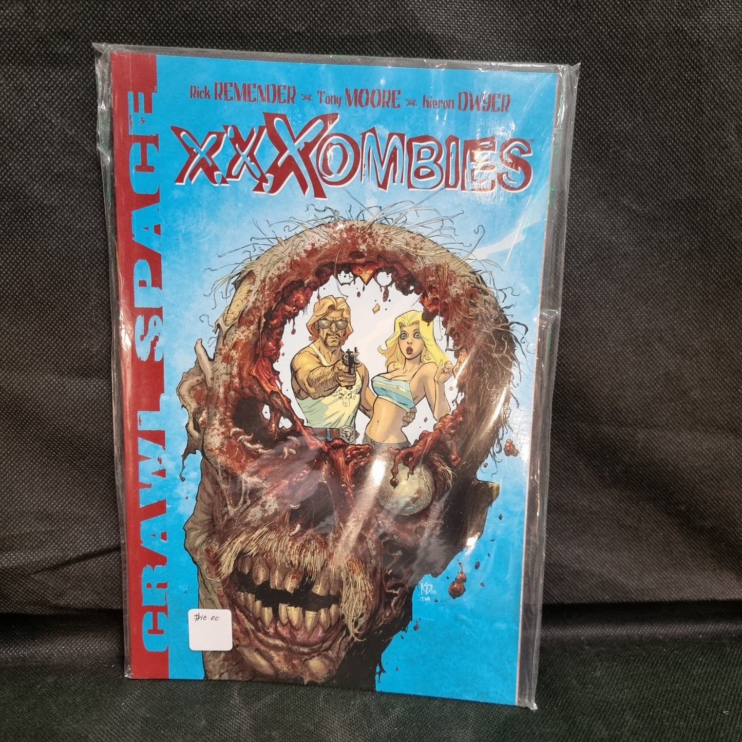Rick Remender Tony Moore Kieron Dwyer Xxxombies. Crawl space (Paperback)