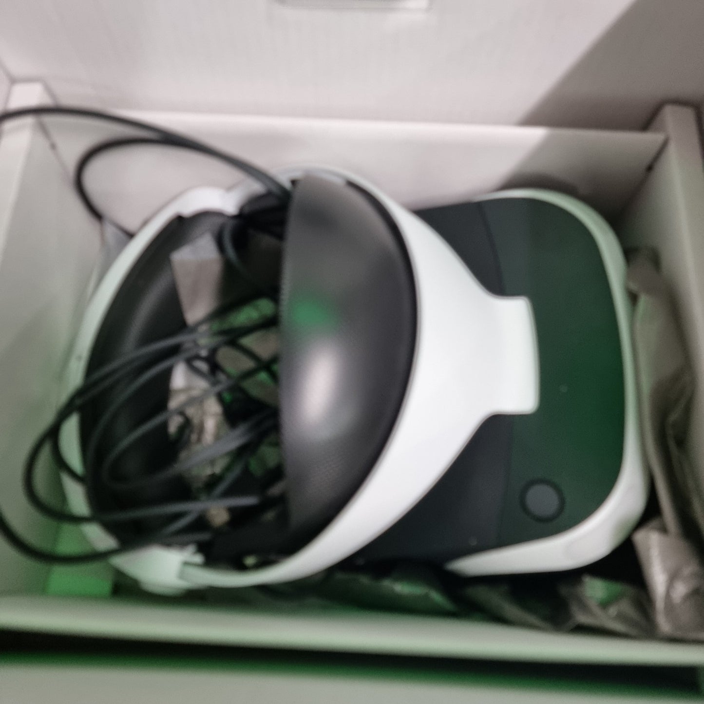 Sony PlayStation VR MEGA PACK PS4 CUHJ-16010 Virtual Reality headset helmet