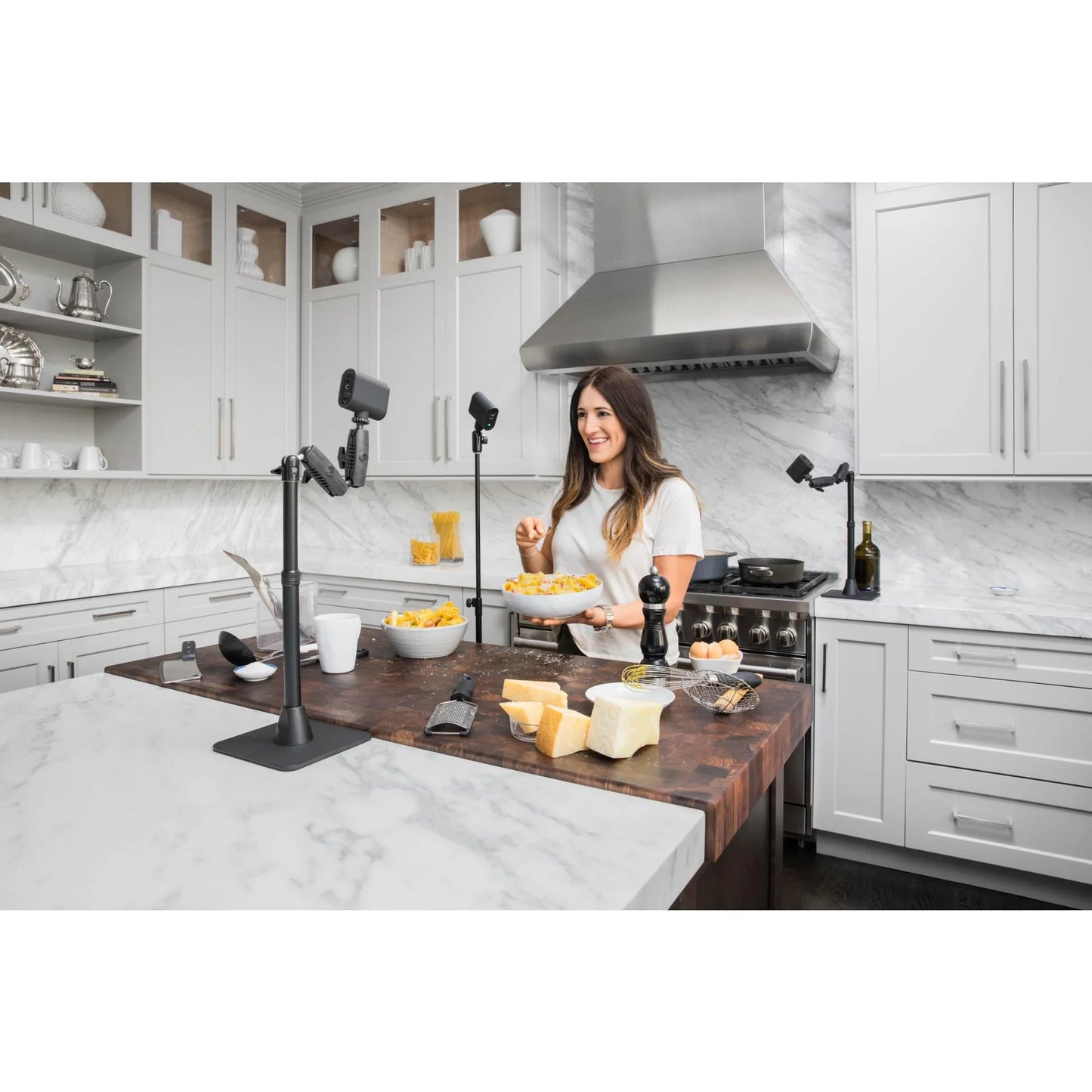 Logitech Mevo Start Camera - Black (90043230) - N06283