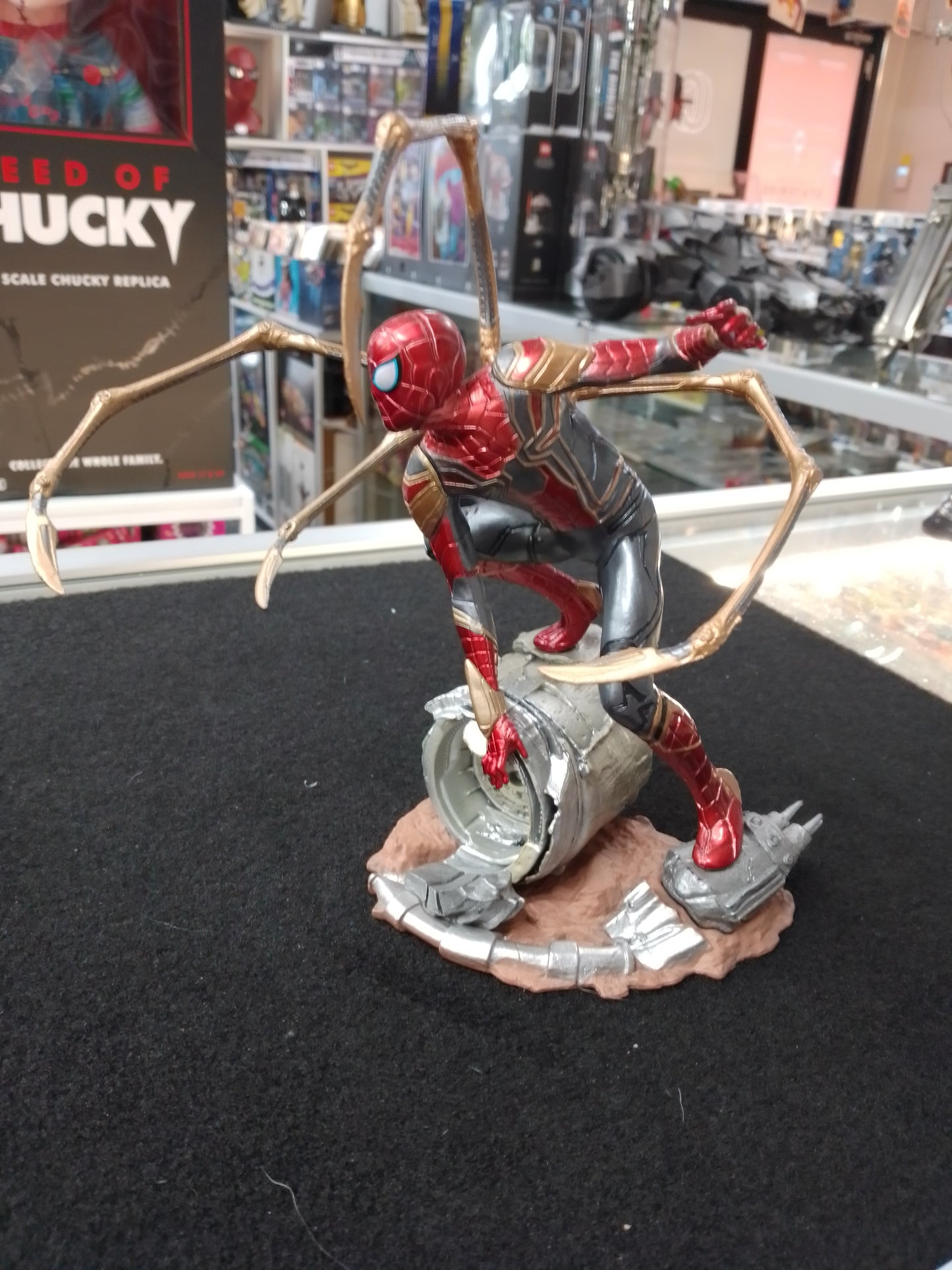 Spiderman 1/10 Scale Statue - N05748