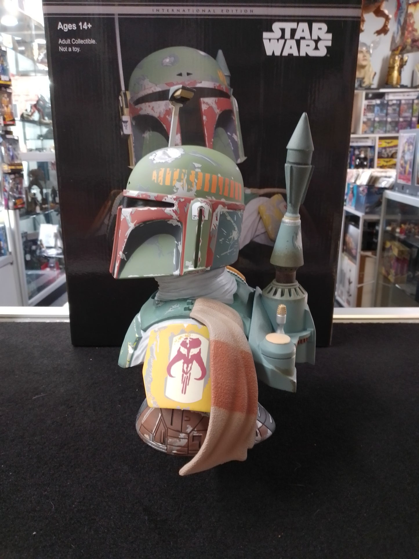Star Wars Boba Fett 1/2 Scale Resin Bust - Legends In 3 Dimensions - N05749