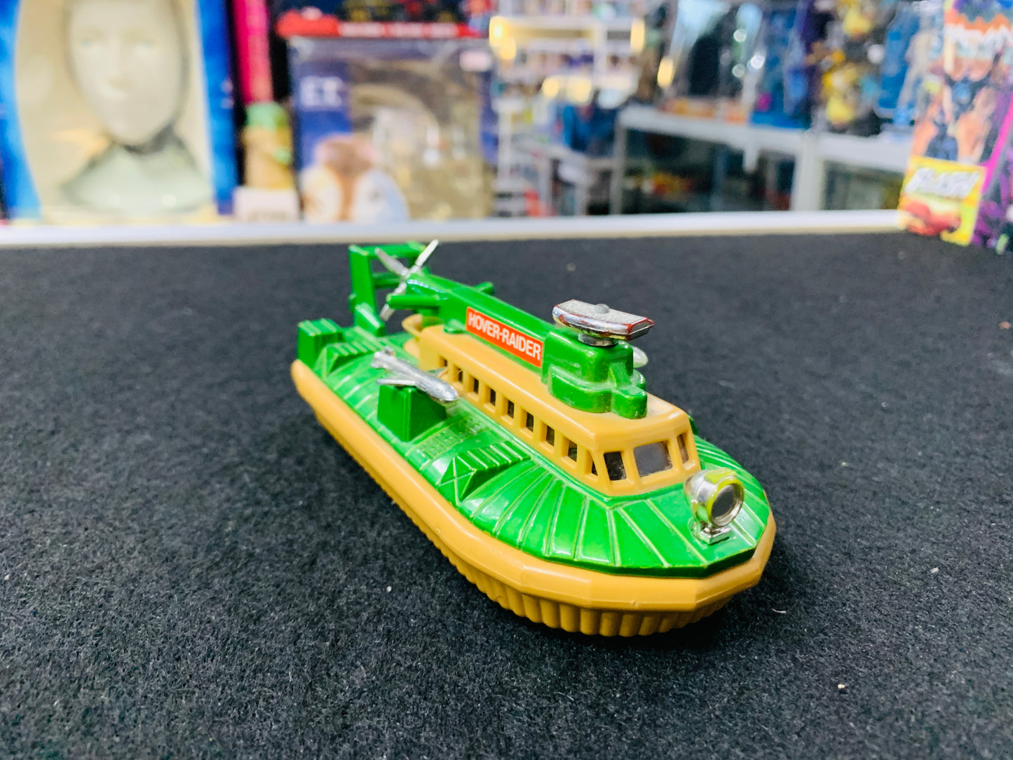 Matchbox battle kings hover -raider 1974 good condition