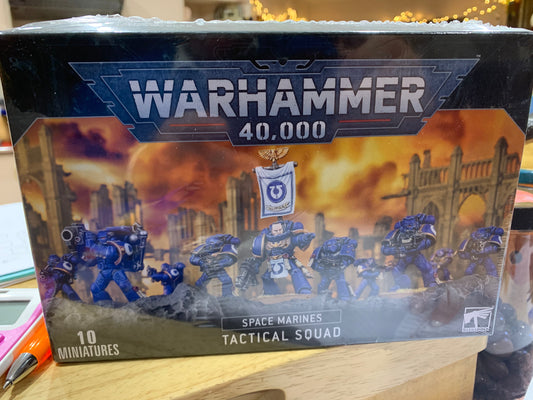 War hammer 40.000 space marines