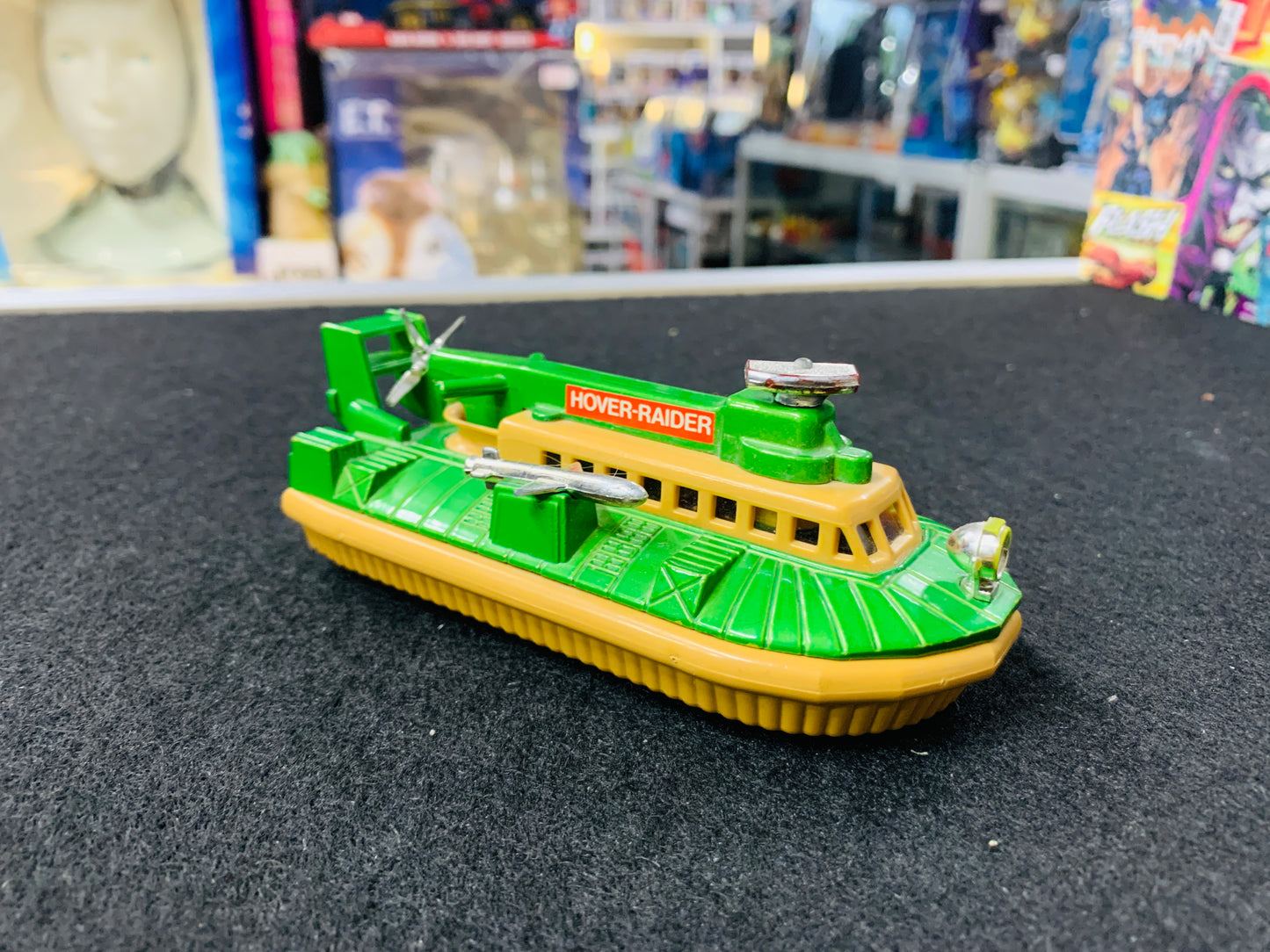 Matchbox battle kings hover -raider 1974 good condition