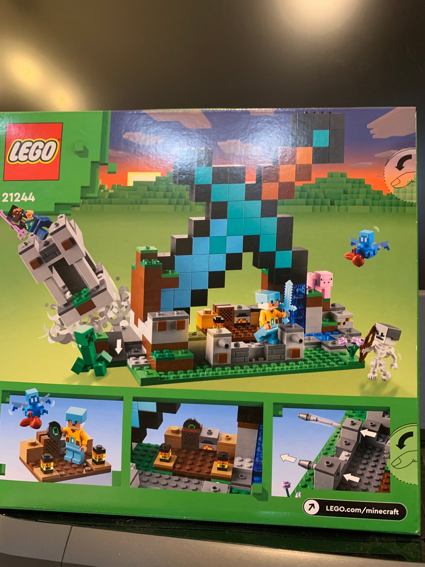 LEGO mind craft 21244
