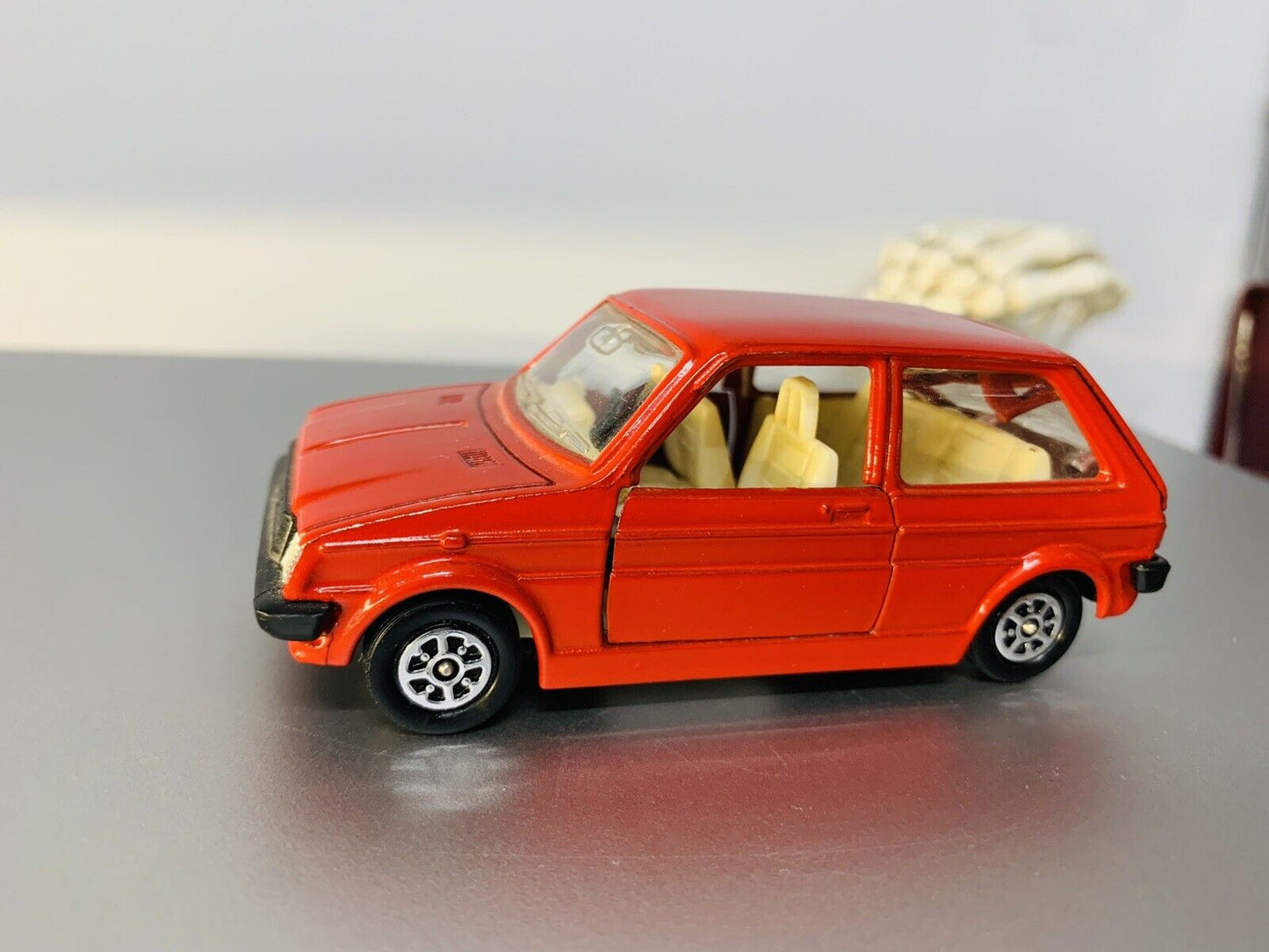 Corgi Austin Mini Metro Rover 1.3 HLS Vintage Diecast English Micro Car 1:36