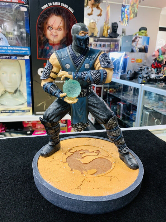Mortal Kombat Sub-Zero Syco Collectibles 044/500 Rare N05430