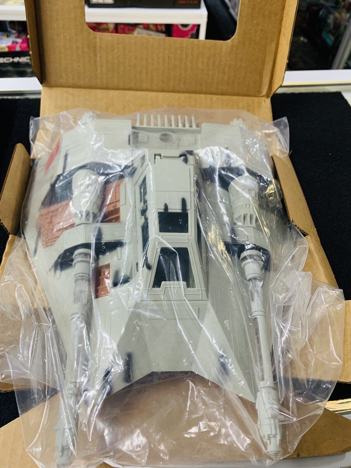 Star Wars Rebel Snowspeeder 1996 kenner new in box no figurine N05718