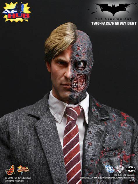 Hot Toys MMS 81 Batman Dark Knight Harvey Dent Two Face 12 inch Figure